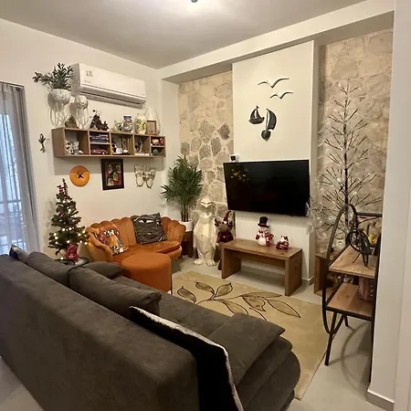 Marina Apartment *